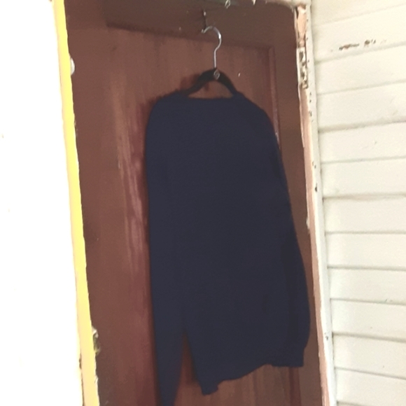 Jaeger black 100% cashmere sweater sz 40 - Picture 2 of 4